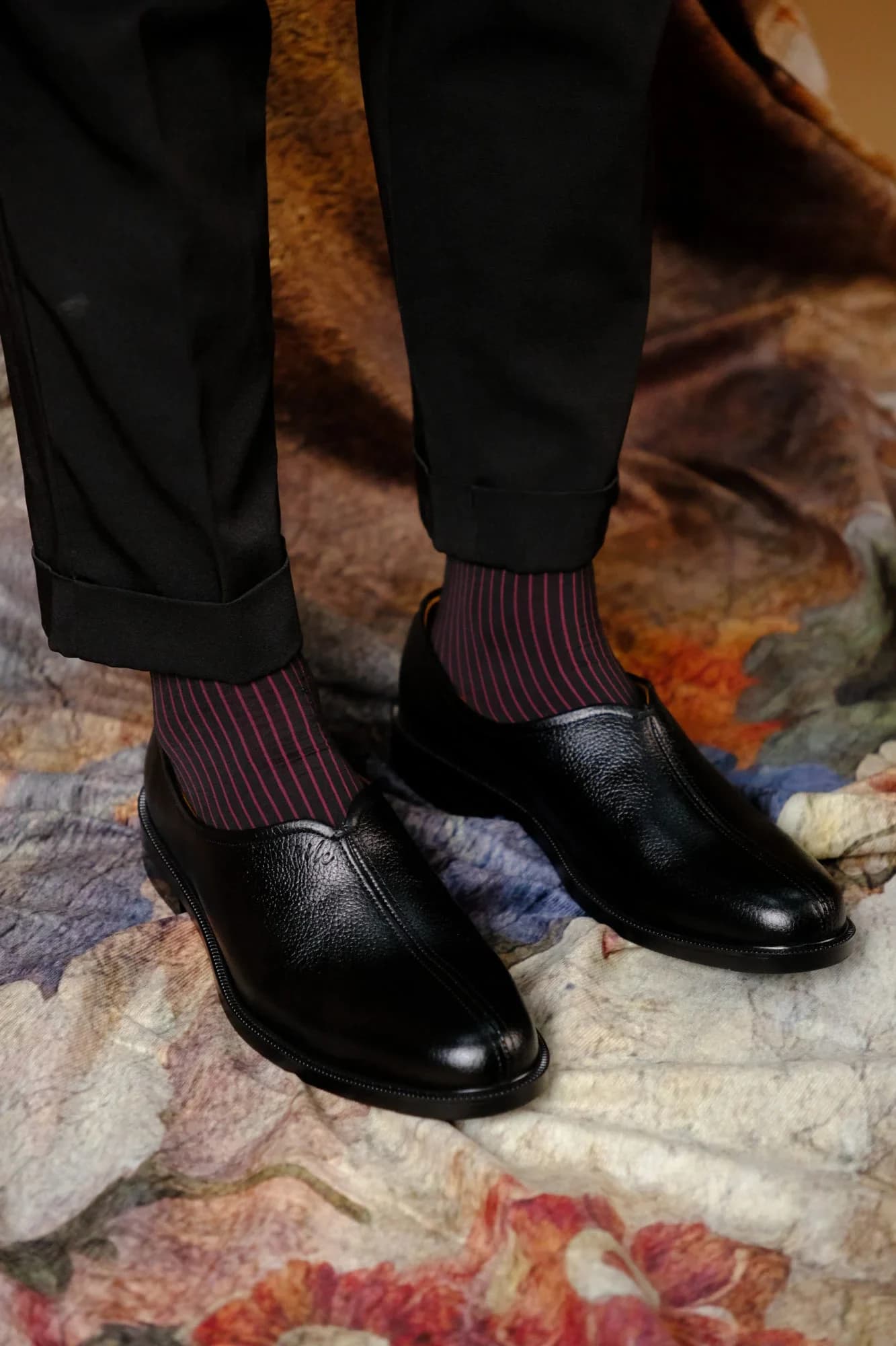 SPLIT SEAM SLIPPERS
