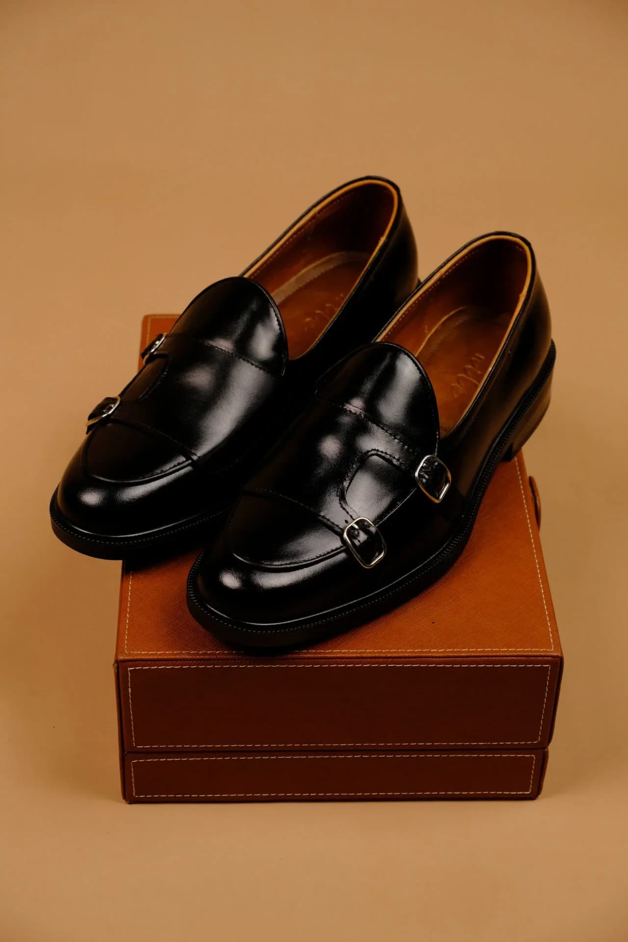DOUBLE MONK STRAP