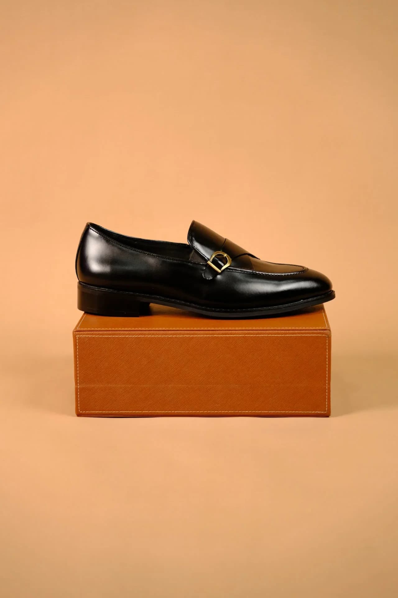 Crossbuckle black
